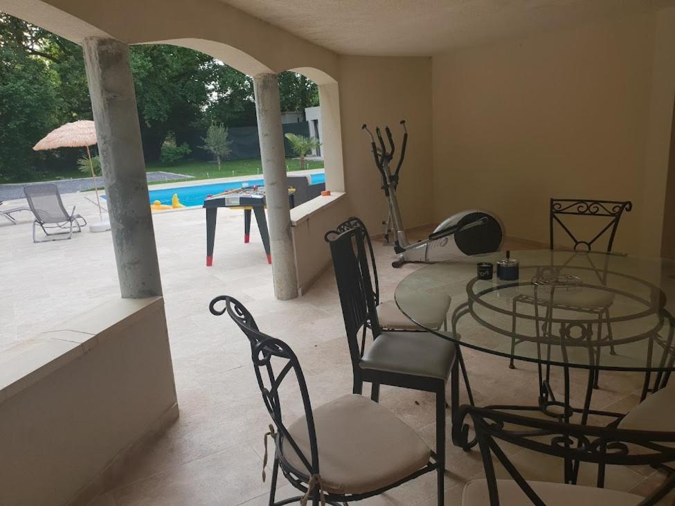 Maison Calme Et Spacieuse Bassens  ภายนอก รูปภาพ