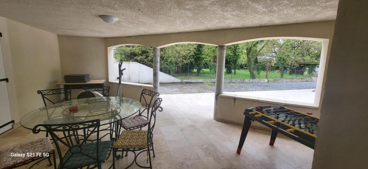 Maison Calme Et Spacieuse Bassens  ภายนอก รูปภาพ