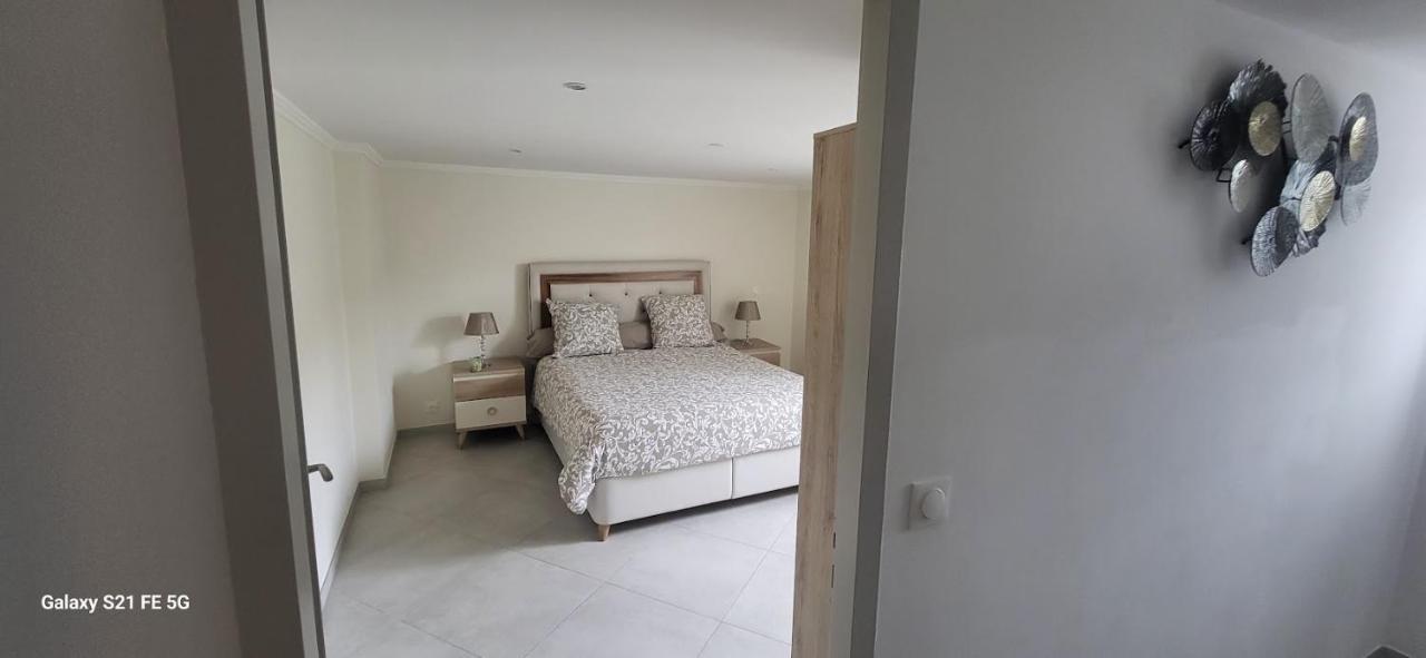 Maison Calme Et Spacieuse Bassens  ภายนอก รูปภาพ